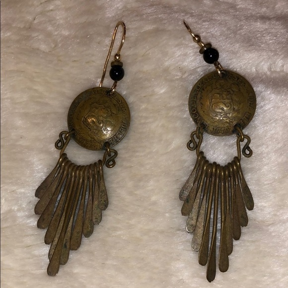 10 centavos Brass coin earrings… just polished - Picture 6 of 7